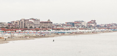 手机号短信轰在线轰炸免费软件